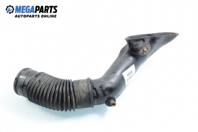 Въздуховод за Fiat Doblo Cargo (11.2000 - 02.2010) 1.9 JTD (223AXE1A), 100 к.с.
