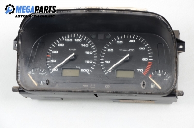 Километраж за Volkswagen Golf III Hatchback (08.1991 - 07.1998) 1.6, 75 к.с.