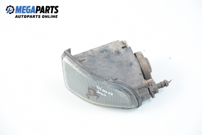 Халоген за Toyota Avensis Station Wagon I (09.1997 - 02.2003), комби, позиция: дясна