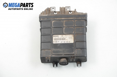 Компютър двигател за Volkswagen Golf III Hatchback (08.1991 - 07.1998) 1.6, 101 к.с., № Bosch 0 261 203 729/730