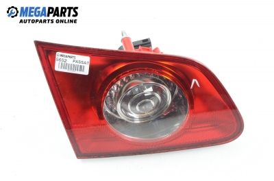 Вътрешен стоп за Volkswagen Passat Variant B6 (08.2005 - 11.2011), комби, позиция: лява