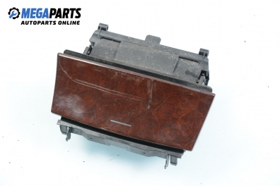 Пепелник за Mercedes-Benz C-Class Sedan (W203) (05.2000 - 08.2007)