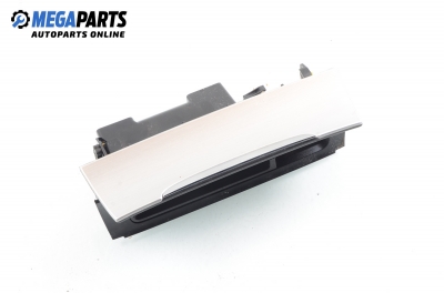 Пепелник за Volkswagen Passat Variant B6 (08.2005 - 11.2011)