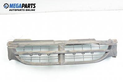 Решетка за Chrysler Voyager Minivan III (01.1995 - 03.2001), позиция: предна