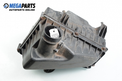 Филтърна кутия за Ford Mondeo IV Hatchback (03.2007 - 01.2015) 2.0 TDCi