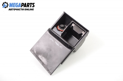 Пепелник за Volkswagen Golf IV Hatchback (08.1997 - 06.2005)