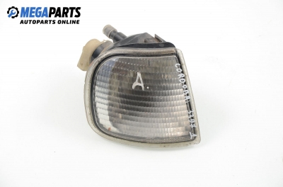 Мигач за Seat Cordoba Sedan I (02.1993 - 10.1999), седан, позиция: дясна