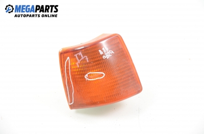 Мигач за Audi 80 Sedan B2 (08.1978 - 12.1986), седан, позиция: дясна